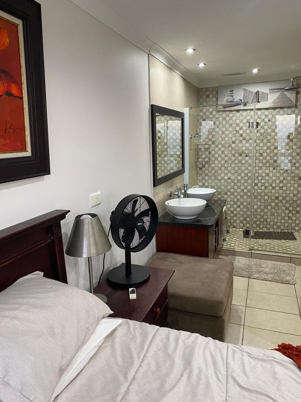 Seafront Apartment In Mossel Bay Kültér fotó