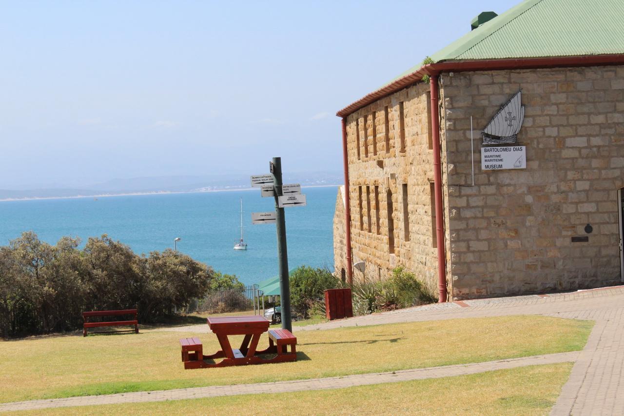 Seafront Apartment In Mossel Bay Kültér fotó